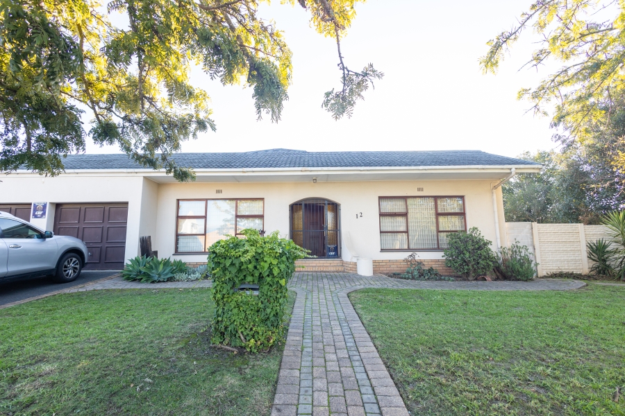 3 Bedroom Property for Sale in Amanda Glen Western Cape
